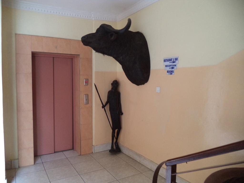 Arusha Tourist Inn Hotel Esterno foto