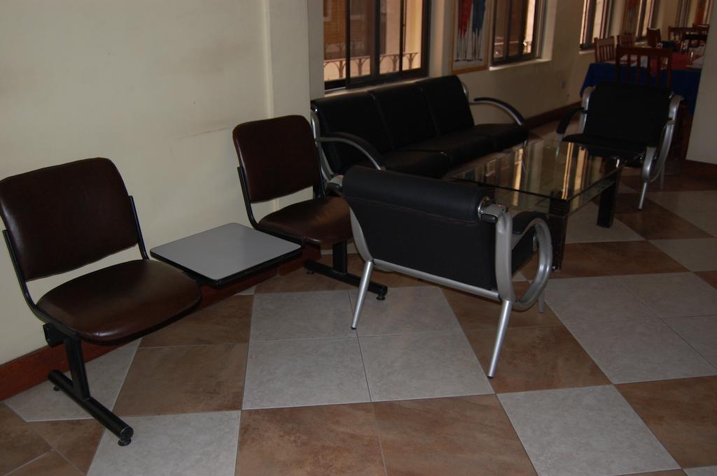 Arusha Tourist Inn Hotel Esterno foto